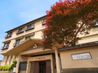 Hotel Hisagoso Các khách sạn gần JR Shibata station