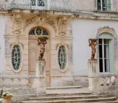 600 M² Family House with Swimming Pool & Park