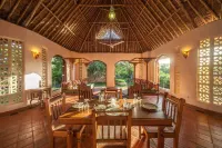 Tiwani Sunset, a Little Piece of Eden Hotels in Tiwi