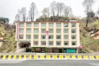 Hotel Neelam - Ramah Hewan Peliharaan