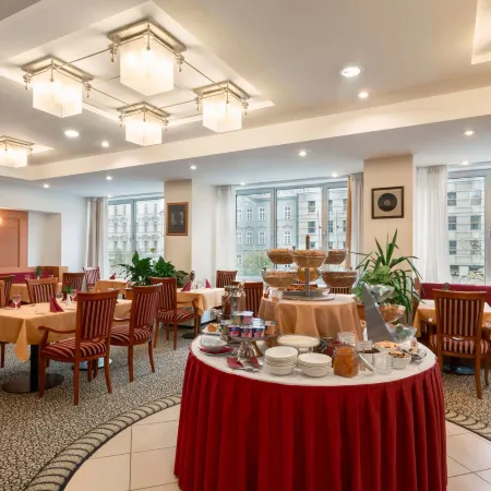 Ramada by Wyndham Prague City Centre