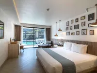 Golden Tulip Pattaya Beachfront Resort Hotels in Bang Lamung
