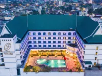 Grand Jatra Hotel Pekanbaru Hotels near Siak Bridge