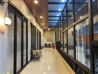 Hotel Lasnur Palace