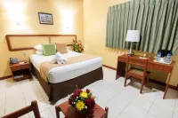 Best Western Las Mercedes Airport