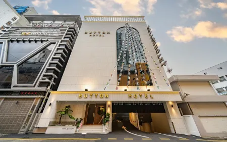 Busan Guseodong Hotel Button Отели рядом с достопримечательностью «Пусанский университет иностранных языков»