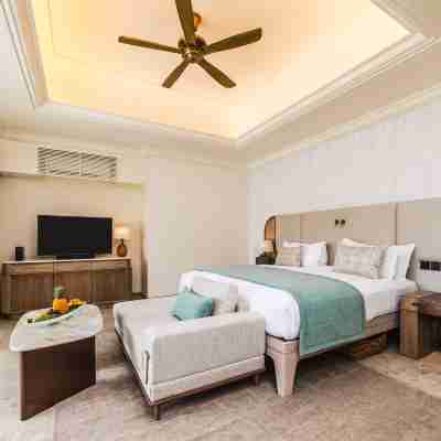 Maradiva Villas Resort and Spa Rooms