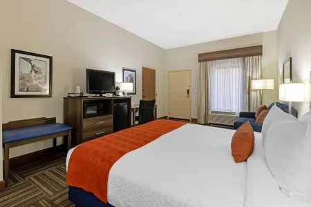 Best Western Colonial Inn