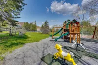 Ski-in/Ski-Out Bromley Mtn Condo: Wood Fireplace! - Huoneistot