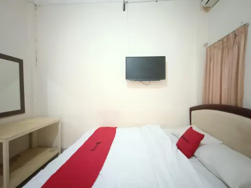 RedDoorz Syariah Near Rumah Sakit Umum Wisata Uit Tamalate 호텔
