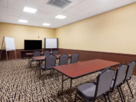 Days Inn by Wyndham Titusville Kennedy Space Center Hotéis em Brevard County