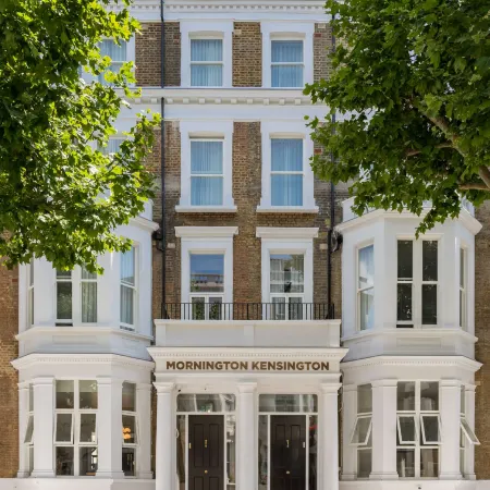Best Western Mornington Hotel London Kensington Отели рядом с достопримечательностью «Железнодорожный вокзал Клэпхем Джанкшн»