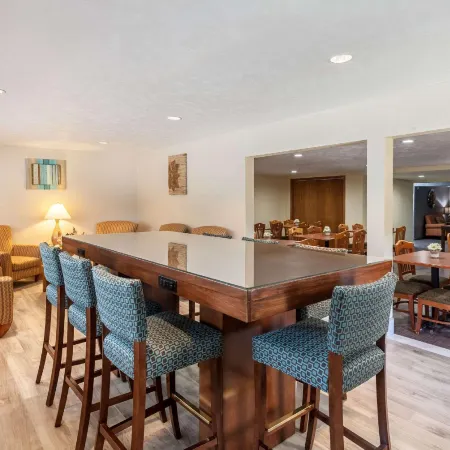 Quality Inn & Suites Lincoln South