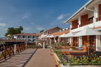 Coral Sands Hotel Hotels in Хіккадува