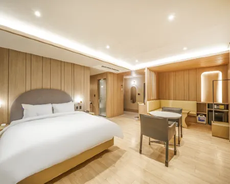 Daegu Dongseong-ro H Avenue Dongseong-ro Daegu Station Hotels in Daegu