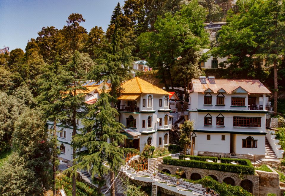 hotel overview picture