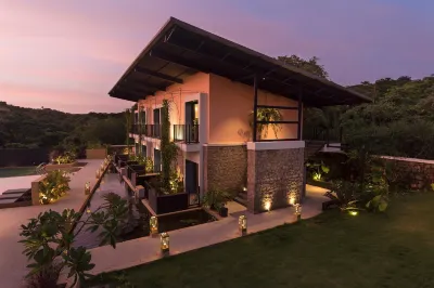 East India House Các khách sạn gần Rangaon Beach