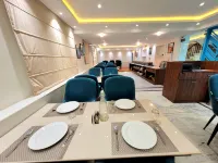 Hotel Royal Plaza Hotels in Srinagar