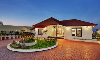 The Fern Sattva Resort - Polo Forest