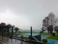 Hotel Enjoy Pucon - Kolam Renang