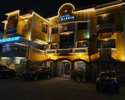 Tripletree Mahadria Heritage Hotel 西冷酒店