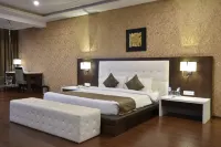 Hotel Lake View Hotels in Saputara