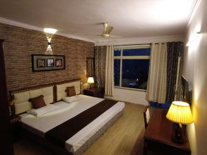 Hotel Willows Nainital