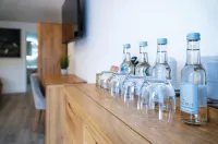 Suite 8 - Sleeping Giant Hotel - PEN Y CAE Inn Hotels in Glynneath