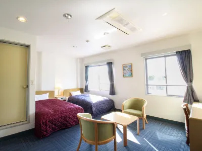 Business in Ichiraku Hotels in Naka