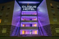 Applause Hotel Calgary Airport by Clique