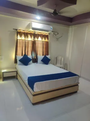 Hotel Shiv Sadan, Somnath Hotels near Veraval Seafront