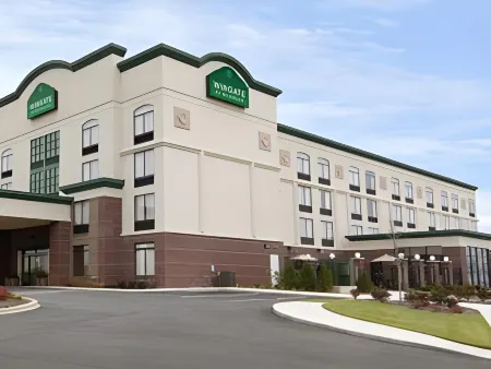 Wingate by Wyndham Louisville East