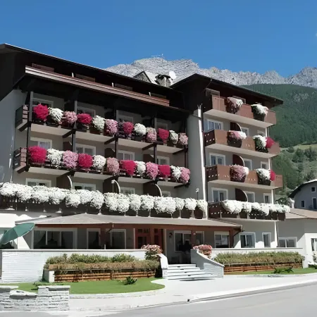 Hotel Baita Dei Pini