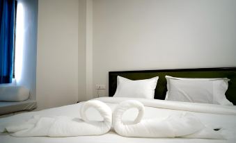 1st Luxury - Housity