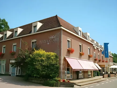 Fletcher Hotel Restaurant Rooland Hotels in Venray