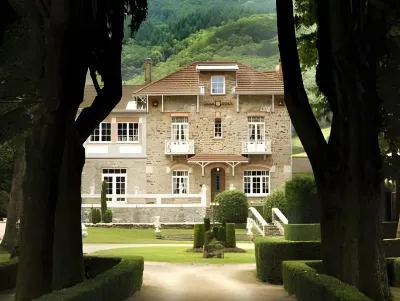 Demeure de Flore Hotels in Caunes-Minervois