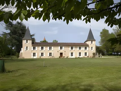 Maison d'hôtes de Charme les Bruhasses Hotels in Condom