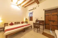 Dumas Guest House