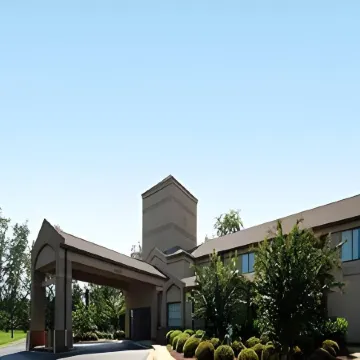 Ramada by Wyndham Albany GA