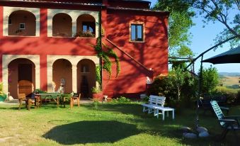 Agriturismo Isola Dei Calanchi - Guest House