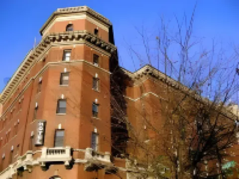 West Village Eurohostel โรงแรมใกล้วอชิงตันสแควร์