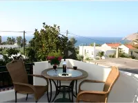 Kastro Apartments Hotels in Geropotamos