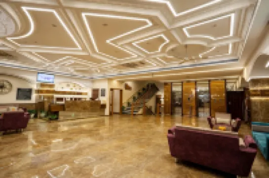 Hotel Shreemaya Residency