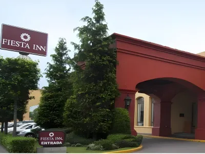 Fiesta Inn Toluca Tollocan Các khách sạn ở Toluca