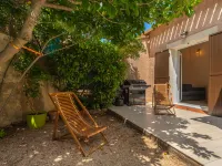 La Discrete - Homestays
