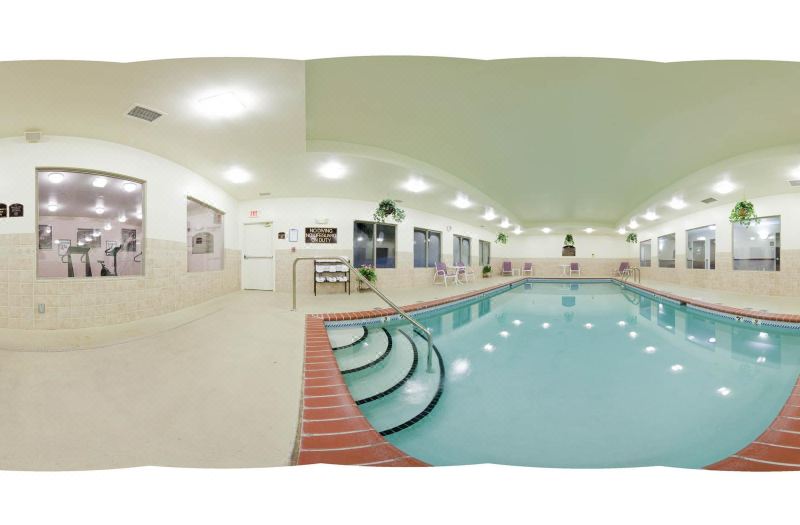 Holiday Inn Express & Suites Christiansburg by IHG photo 4