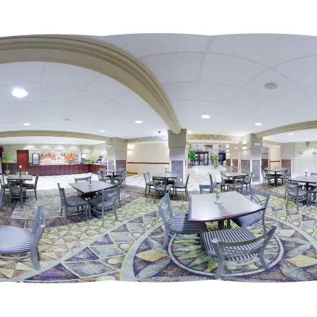 Holiday Inn Express TOLEDO-OREGON by IHG