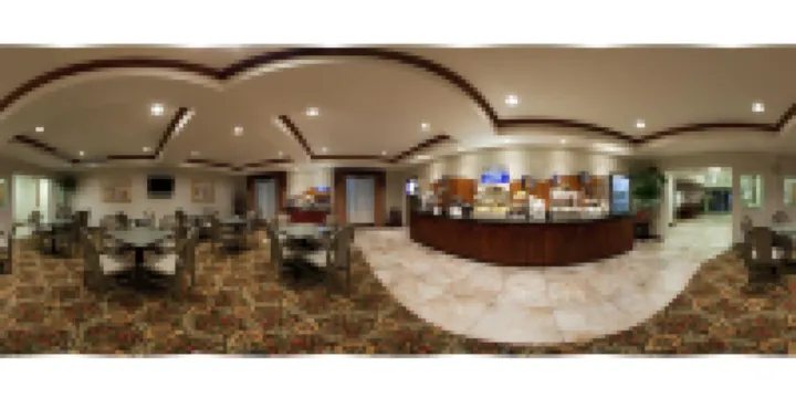 Holiday Inn Express & Suites EVANSTON by IHG