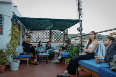 Public Areas Mana Mana Youth Hostel Photo