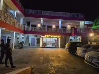 Hotel Vrindavan Hotels near Dwarkadheesh Temple